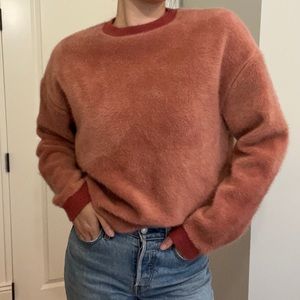 Fuzzy Pink Sweatshirt 💖